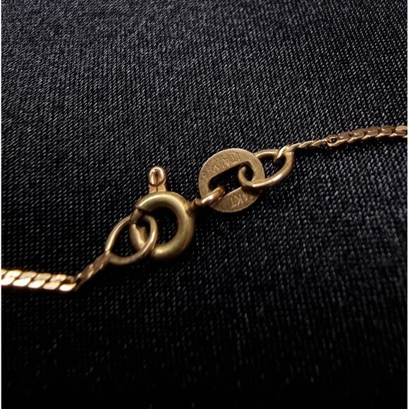 14K Solid Gold Chain Necklace With "Love" Script Pendant Elegant Design - Picture 6 of 6